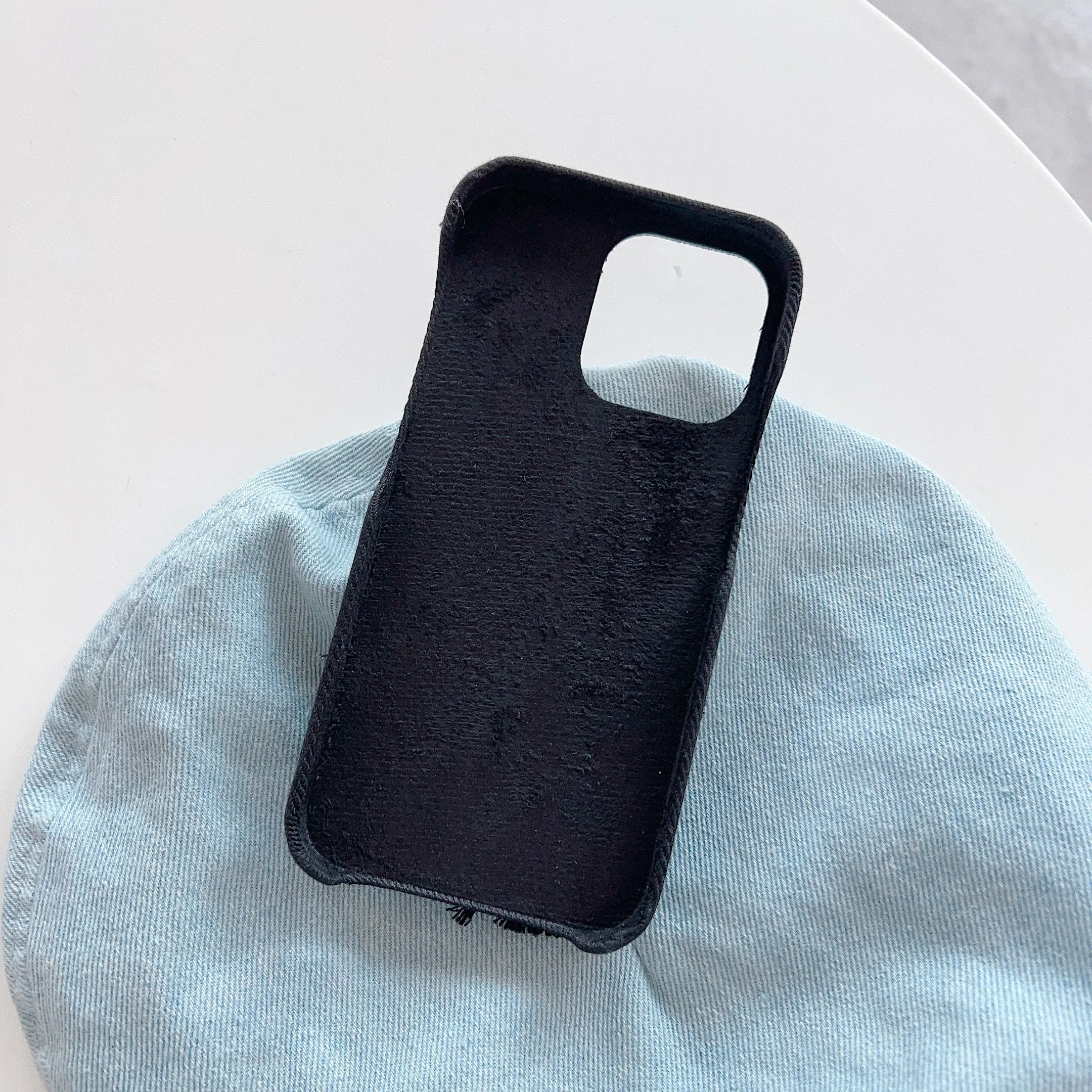 Distressed Denim Fashion Jeans Case - iPhone 12 Pro