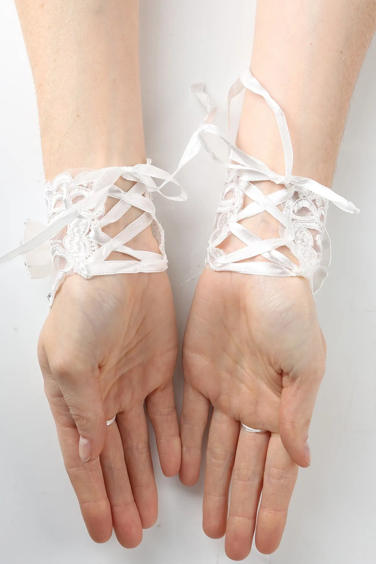 Girls White Rhinestone Satin Bow Lace Fingerless Communion Flower Girl Gloves