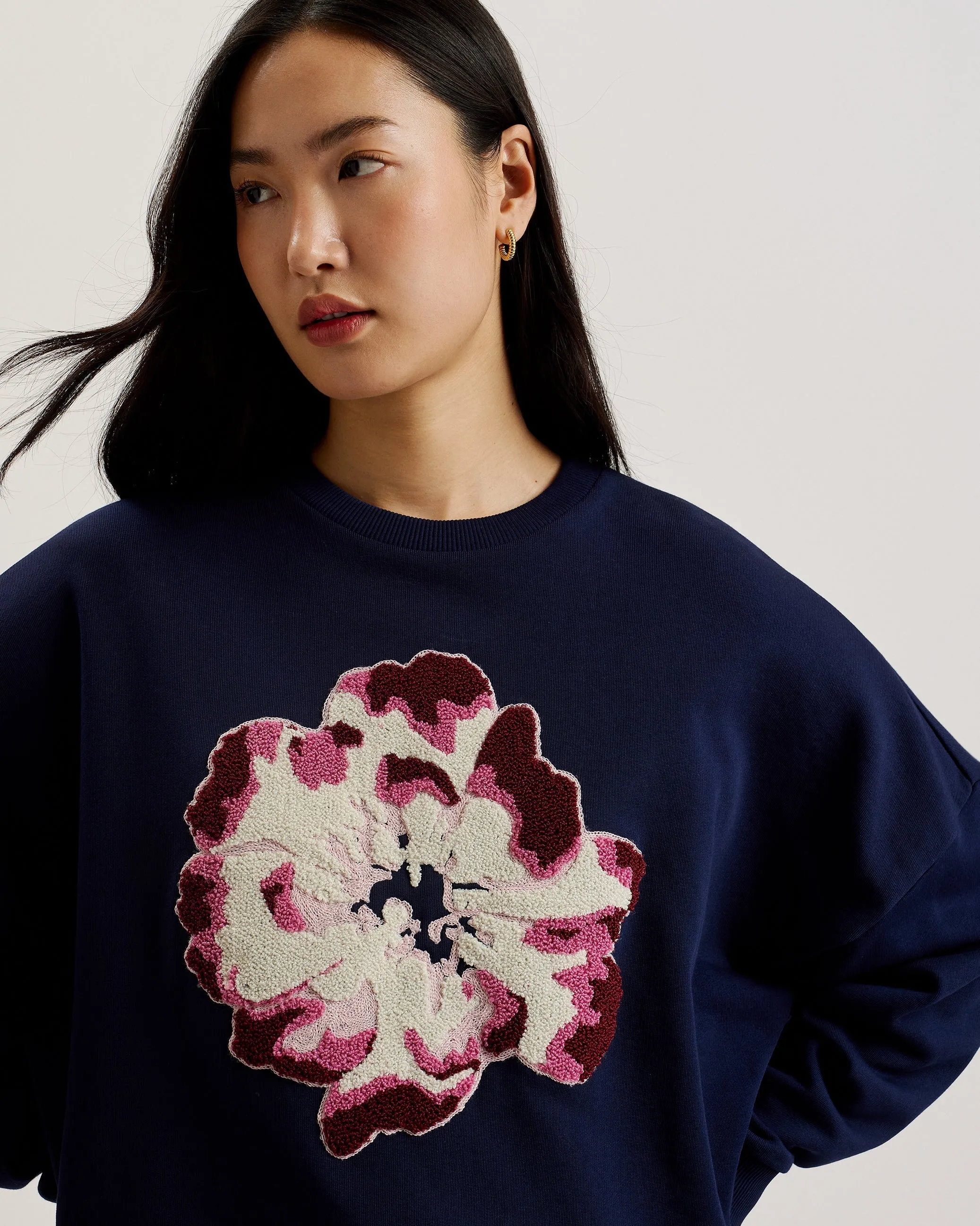 Raynahh Graphic Floral Sweatshirt Navy