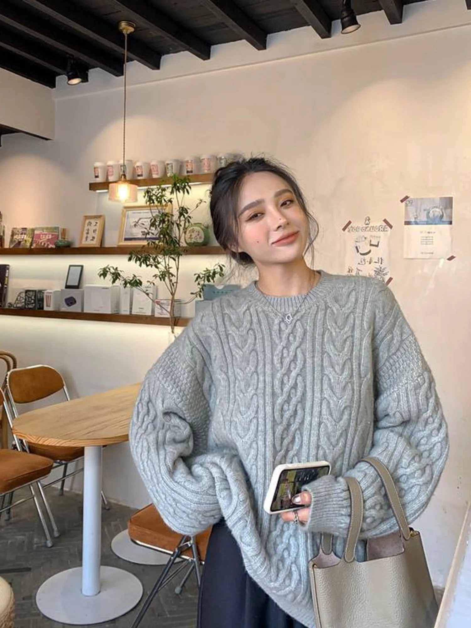 Vintage Twisted Knit Sweater: 2023 New Arrival Loose-Fit Retro Women's Sweater for Cozy Fall-Winter Outerwear